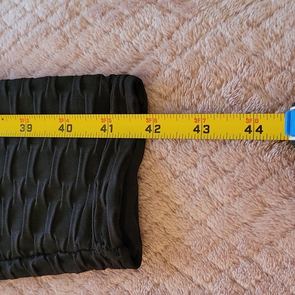 BBJ Los Angeles small spandex puckered black leggings with elastic and tie. - Picture 9 of 12